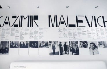 Malevich - Stedelijk Museum Amsterdam - 2013 - foto PH.GJ. van ROOIJ