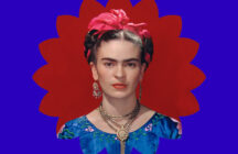Nickolas Muray 1892-1965 - Frida Kahlo in blauwe blouse 1939 - foto 32.4cm x24.1cm - Throckmorton Fine Art New York - Photo by Nickolas Muray - copyright Nickolas Muray Photo Archives
